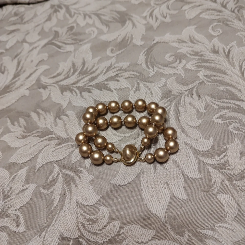 ⚜️ Stunning RARE Vintage Rich Champagne Gold Double Strand Pearl Bracele… - Picture 4 of 6